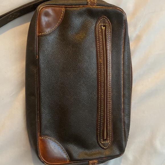 *REHAB* Louis Vuitton Pouch - Picture 4 of 9